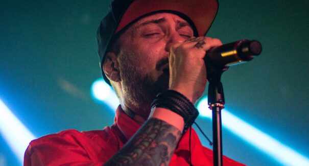 Egypcio, ex-vocalista do Tihuana, em show inédito no Secreto Bosque