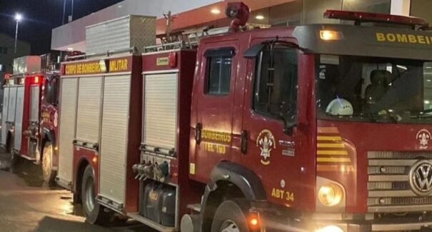 Loja do shopping Pátio Norte pega fogo e incêndio é controlado, em São José de Ribamar