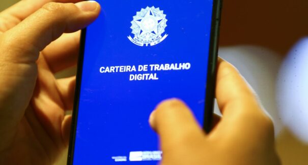 CNI aponta que 52% dos brasileiros têm pouco ou nenhum medo de perder o emprego