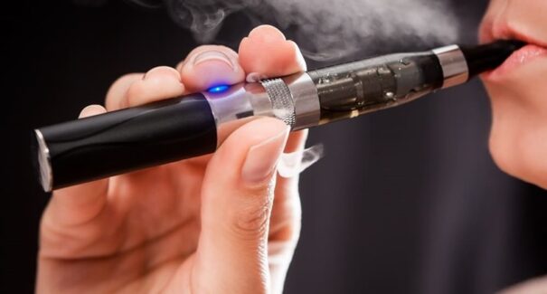 Anvisa mantém proibição do cigarro eletrônico no Brasil