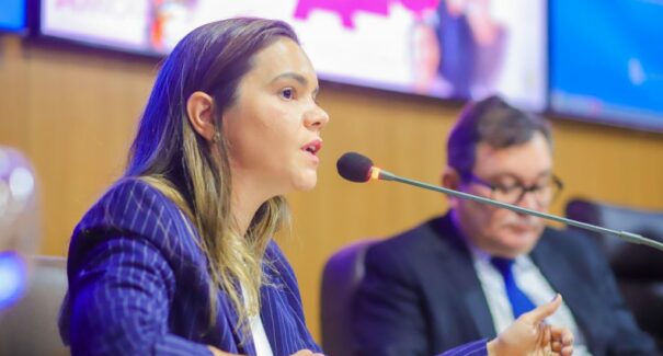 Vereadores de São Luís sabatinam a Secretária Municipal de Saúde