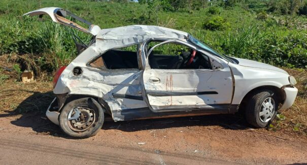 Duas mulheres morrem em batida entre carro e caminhão na BR-222