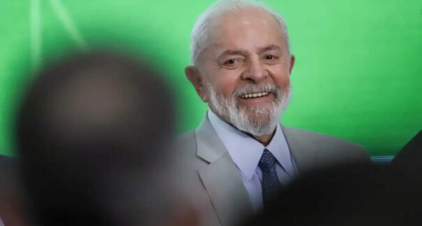 Lula avalia vetar taxação federal nas compras internacionais de até US$ 50