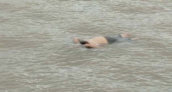 Mulher morta é encontrada boiando próximo ao Cais da Praia Grande