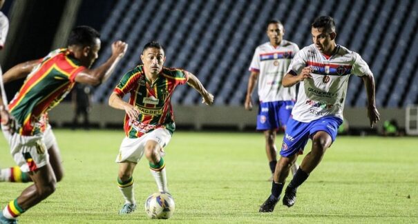 Sampaio vence o MAC e abre vantagem na final do Campeonato Maranhense