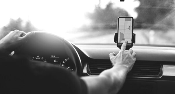 Plataforma 99 é condenada por cobrança indevida e conduta ilegal de motorista em São Luís
