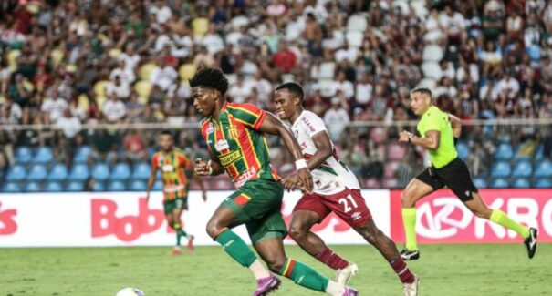 Sampaio, desfalcado, encara o Fluminense no Rio de Janeiro