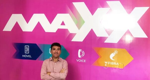 Presentes de conexão com planos da operadora Maxx para as mães