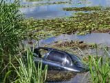 Motorista morre ao cair com veículo em lago na BR-222, em Monção