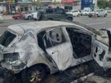 Carro é destruído em incêndio na Avenida dos Franceses, em São Luís