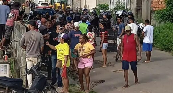 Polícia realiza operação de reintegração de posse em Paço do Lumiar