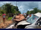 Assaltantes morrem em colisão com veículo durante fuga em Rosário
