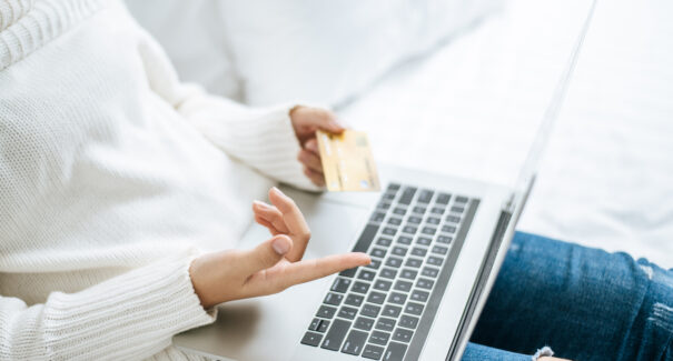 Dia das Mães: confira dicas para evitar transtornos nas compras online