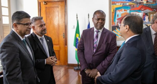 Ministro dos Direitos Humanos e da Cidadania propõe acordo para monitorar o sistema prisional brasileiro