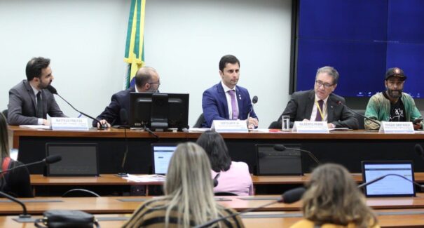 Em audiência pública proposta por Duarte, Câmara debate tarifa zero para mobilidade urbana