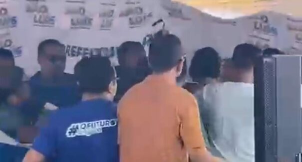 Confusão entre apoiadores de políticos marca anúncio de obra em São Luís