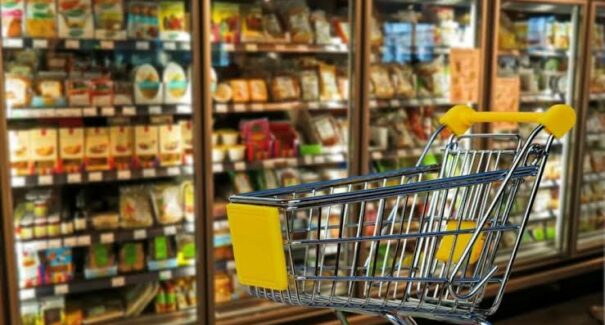 Inflação de 2024 pesa mais para famílias de renda muito baixa