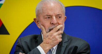 Lula diz que pode tentar a reeleição em 2026 para evitar volta de ‘trogloditas’