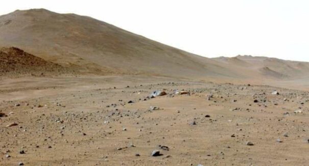 Enigma em Marte: rocha misteriosa intriga cientistas da Nasa