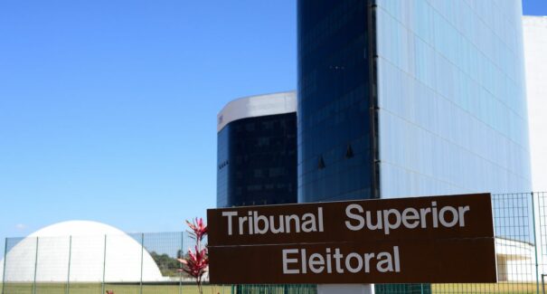 Partidos vão receber R$ 4,9 bi para campanha nas eleições municipais