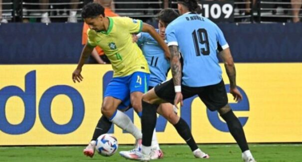 Nos pênaltis, Uruguai elimina o Brasil na Copa América