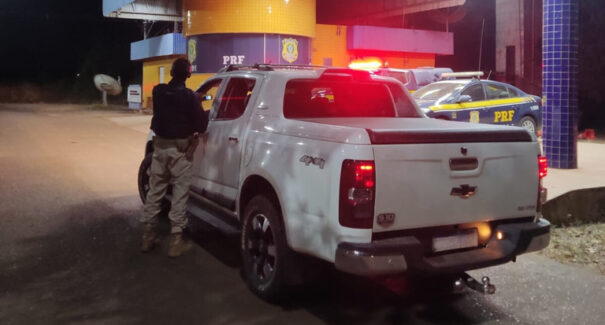 PRF prende dois motoristas embriagados na BR-222, em Açailândia