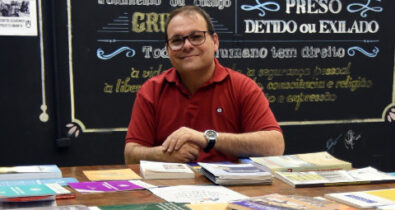 Escritor e jornalista Marcos Linhares lança novo livro nesta sexta-feira (5)