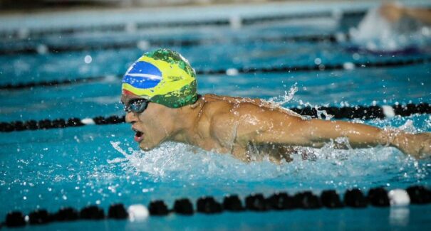 Davi Hermes conquista oito medalhas na Copa Brasil de Natação Paradesportivo