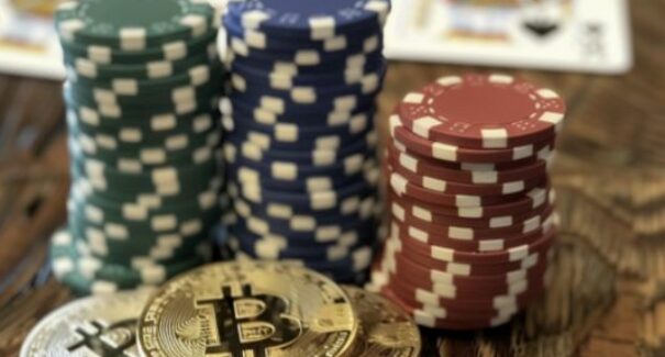 Como funciona CoinPoker? 5 dicas para iniciantes