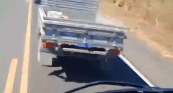 Vídeo: caminhoneiro filma o próprio acidente na BR-135