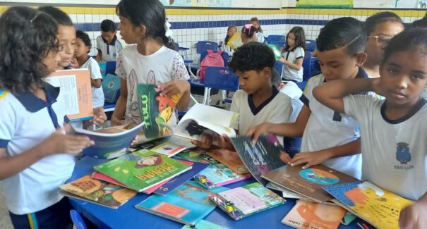 Projeto “Ler é Viver” leva diversão e aprendizado às comunidades de Pedrinhas e Coqueiro nestas  férias