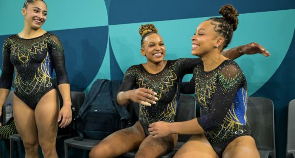 Brasileiras se classificam para sete finais na ginástica artística em Paris