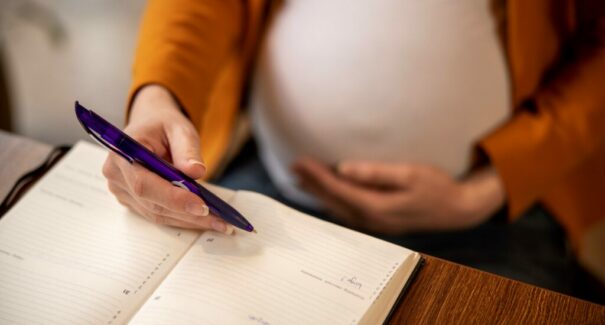 Mães MEI têm direito a salário maternidade