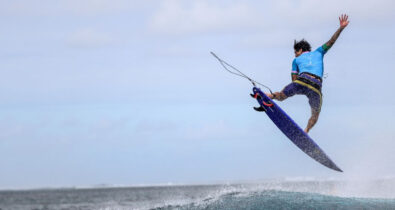 Gabriel Medina garante bronze para o Brasil no surfe masculino