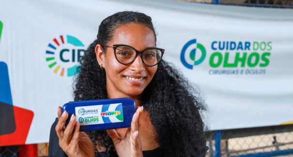 Governo beneficia mais de duas mil pessoas em nova entrega gratuita de óculos pelo programa “Cuidar dos Olhos”