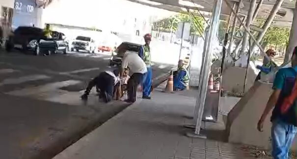 Vídeo: taxista e motorista de app brigam na área externa do aeroporto de São Luís
