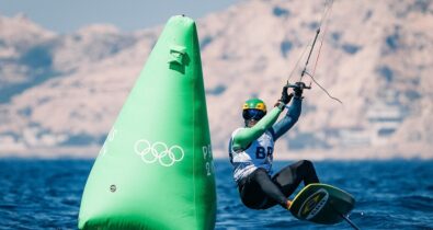 Maranhense Bruno Lobo termina 2ª regata em terceiro nas semifinais do kite