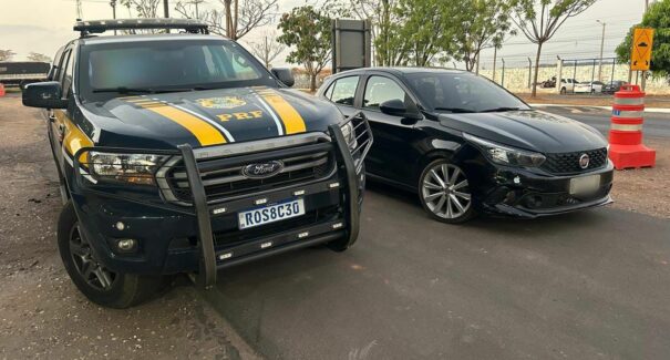 PRF recupera veículo furtado no Pará durante abordagem na BR-010, em Imperatriz