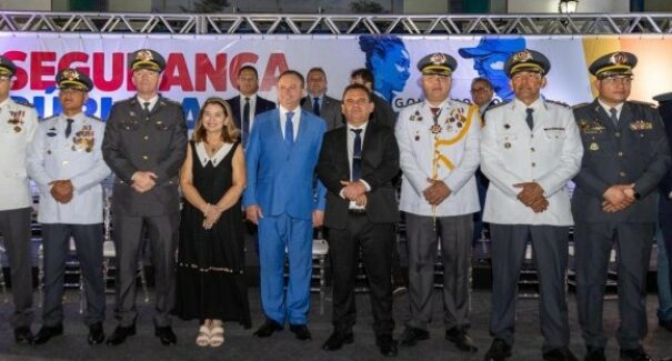 Brandão concede promoção a mais de 600 policiais e bombeiros militares pelos trabalhos prestados ao Estado