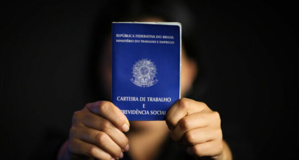 Fim da escala 6×1: Confira diferenças entre os textos do Congresso e governo