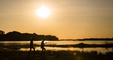 Crianças e adolescentes sentem mais impacto com mudanças climáticas