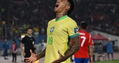 Brasil vira o jogo e vence o Chile nas Eliminatórias da Copa do Mundo