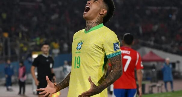 Brasil vira o jogo e vence o Chile nas Eliminatórias da Copa do Mundo