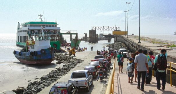 Venda antecipada de passagens é suspensa nos terminais da Ponta da Espera e do Cujupe durante o carnaval