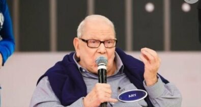 Morre o humorista Ary Toledo aos 87 anos, em São Paulo