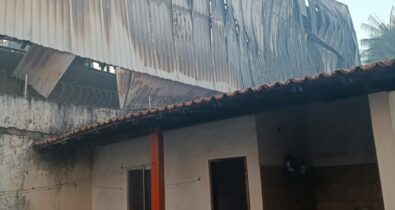 Moradores afetados pelo incêndio na loja Vem Ki Tem organizam protesto para esta tarde