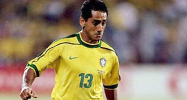 Morre Zé Carlos, lateral da Seleção Brasileira na Copa de 1998