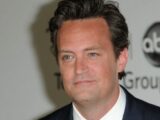 Perfil oficial de Friends presta homenagem a Matthew Perry um ano após sua morte