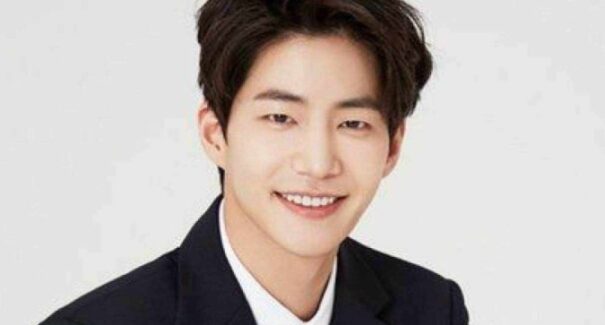 Ator de doramas Song Jae-Rim é encontrado sem vida em apartamento