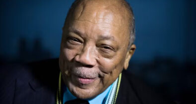 Morre Quincy Jones, produtor musical de Michael Jackson e Frank Sinatra